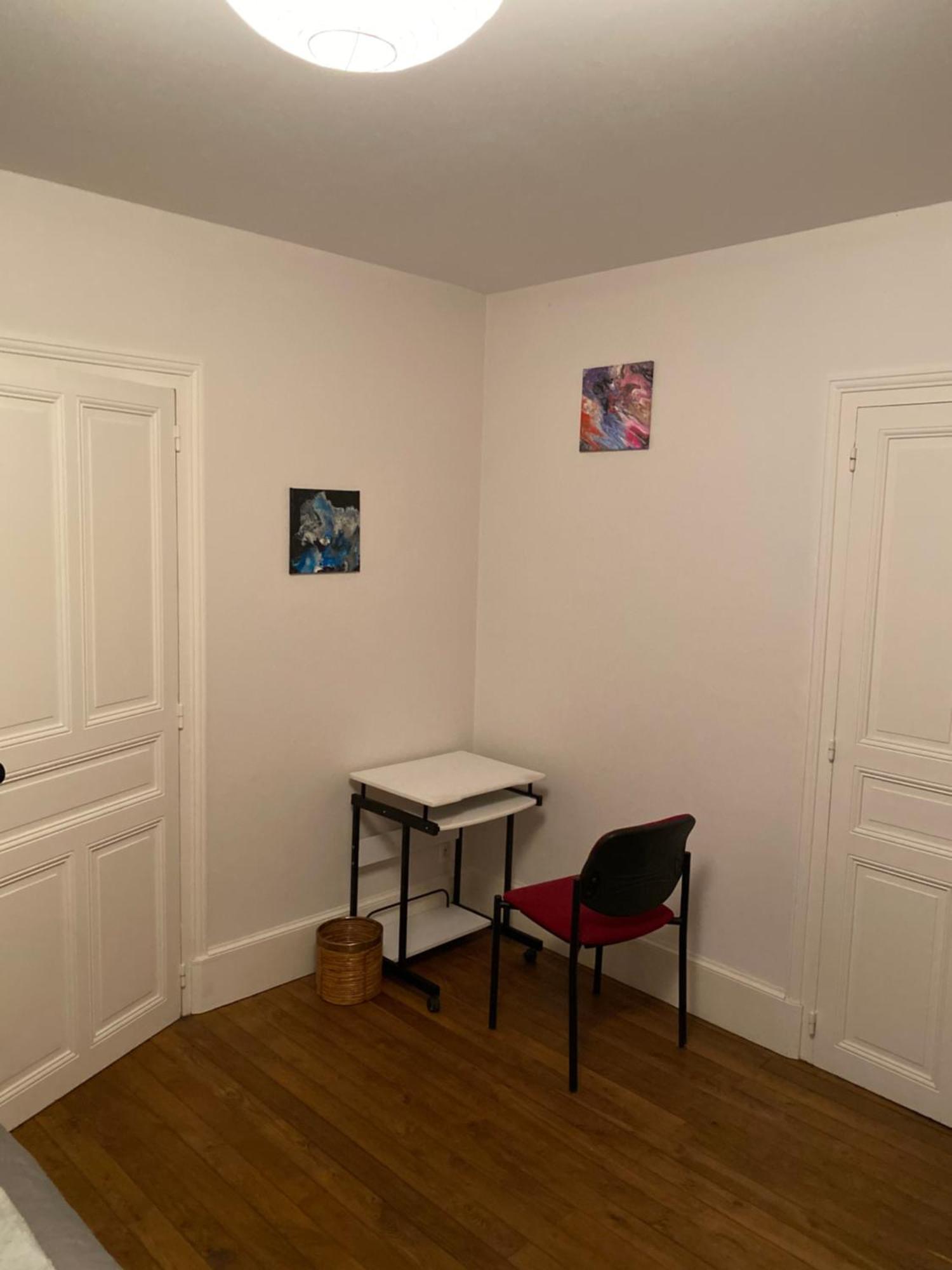 Apartment Magnifique F4 Pour 9 Personnes A Moulins *